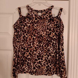Venus womens leopard cold shoulder M